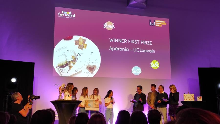Apéronia (UCL) wint Ecotrophelia Award van Fevia